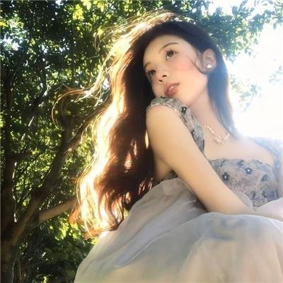 悄悄告诉你 海报
