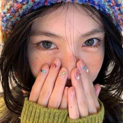 翼·年代记第一季 海报